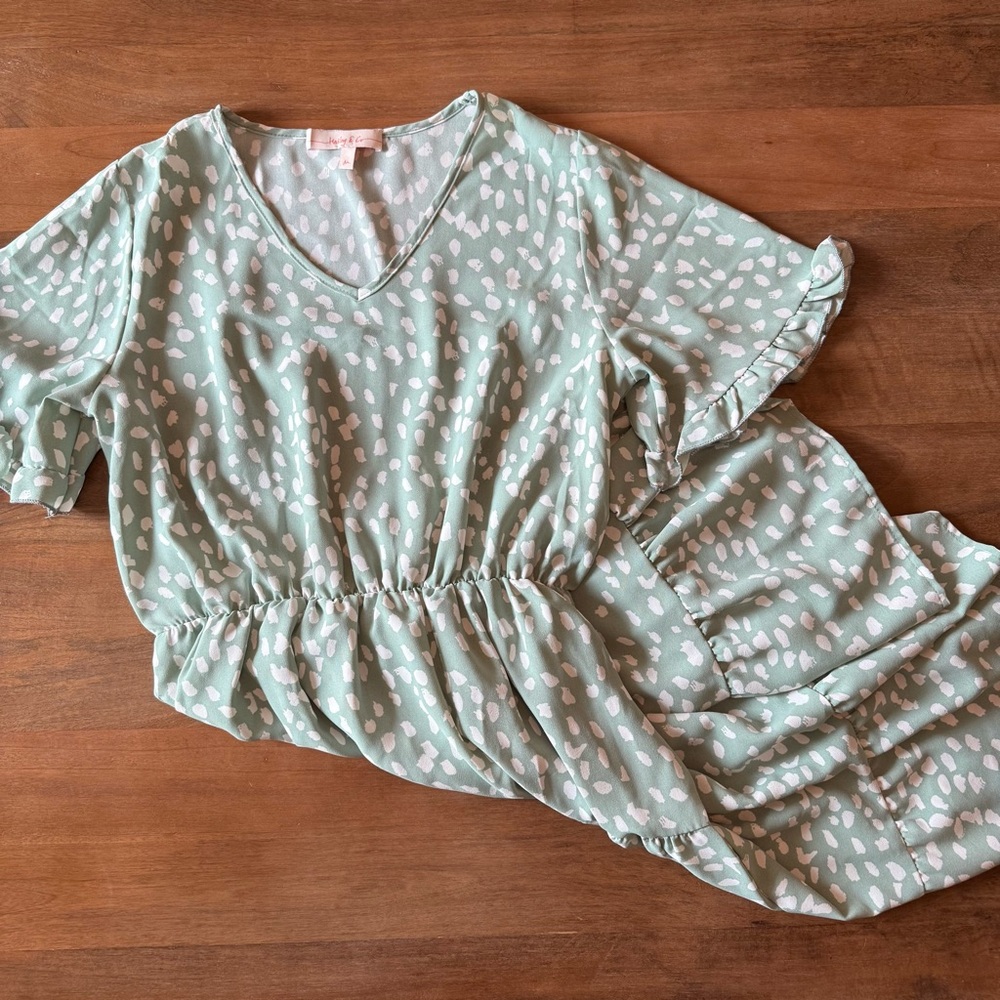 Women's Sage Green and White Flowy Dress